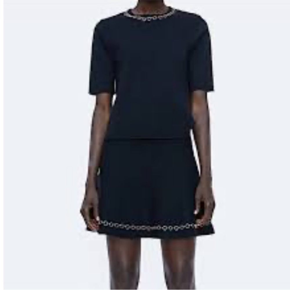 Zara Black skirt with Chain Detail Sz L